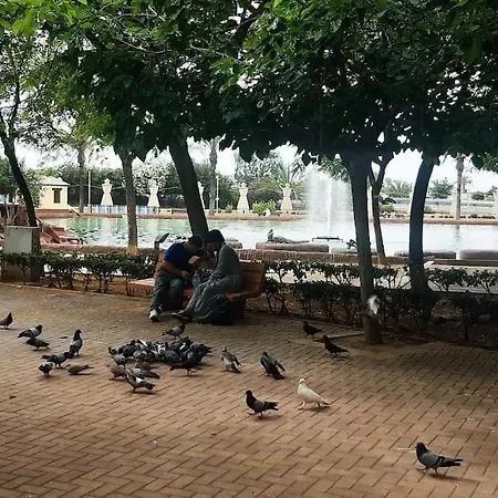 Adventure Harbour Lägenhet *