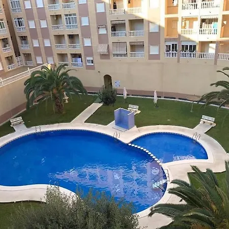 Adventure Harbour Lägenhet *